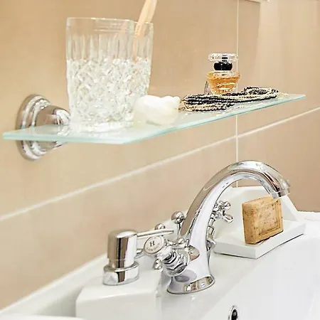 斯托胡特曼努法科图尔公寓 *