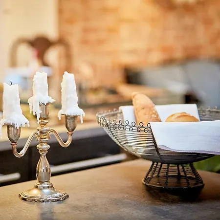 Strohhutmanufaktur *