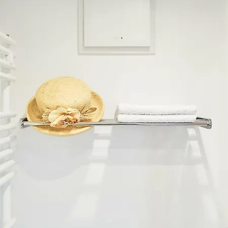 Strohhutmanufaktur דירה *