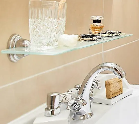 Strohhutmanufaktur *